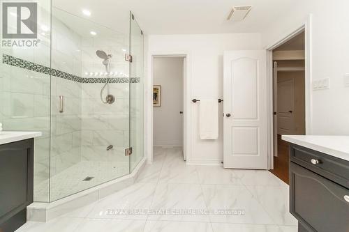 1387 Ferncrest Road, Oakville (Iroquois Ridge North), ON - Indoor Photo Showing Bathroom