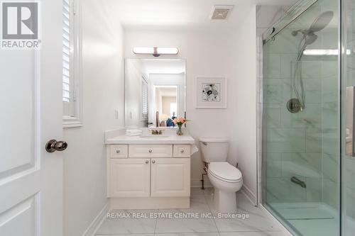 1387 Ferncrest Road, Oakville, ON - Indoor Photo Showing Bathroom