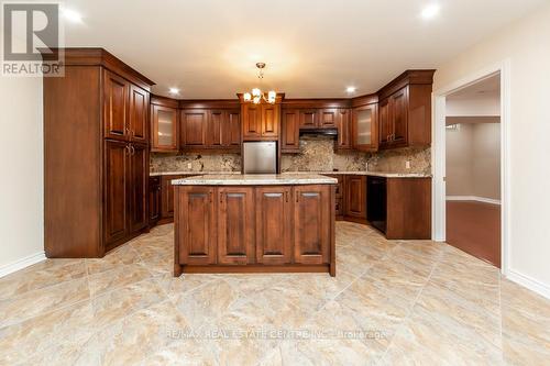 1387 Ferncrest Road, Oakville (Iroquois Ridge North), ON - Indoor Photo Showing Kitchen