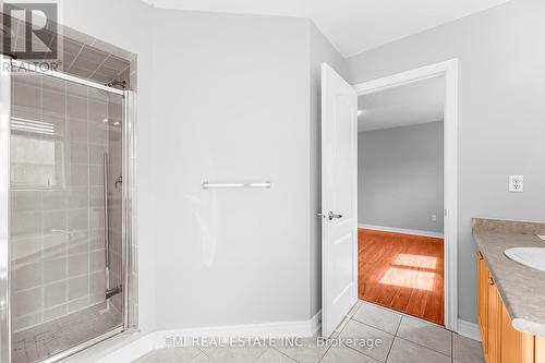 31 Blue Diamond Drive, Brampton, ON - Indoor Photo Showing Bathroom