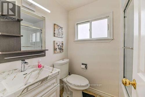 23 Gold Finch Court, Brampton, ON - Indoor Photo Showing Bathroom