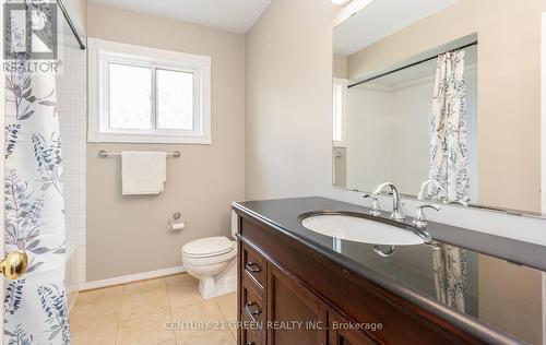 3569 Nutcracker Drive, Mississauga, ON - Indoor Photo Showing Bathroom