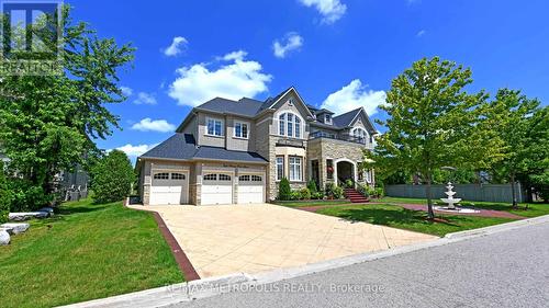 8 Heritage Woods Manor, Markham (Devil'S Elbow), ON - Outdoor With Facade