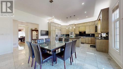 8 Heritage Woods Manor, Markham (Devil'S Elbow), ON - Indoor Photo Showing Dining Room