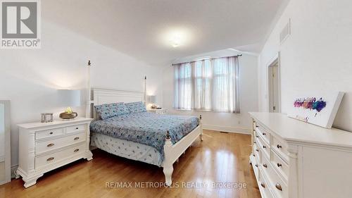 8 Heritage Woods Manor, Markham (Devil'S Elbow), ON - Indoor Photo Showing Bedroom