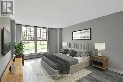 109 - 135 James Street S, Hamilton (Durand), ON - Indoor Photo Showing Bedroom