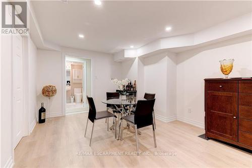 12 Cheval Drive, Grimsby, ON - Indoor Photo Showing Dining Room