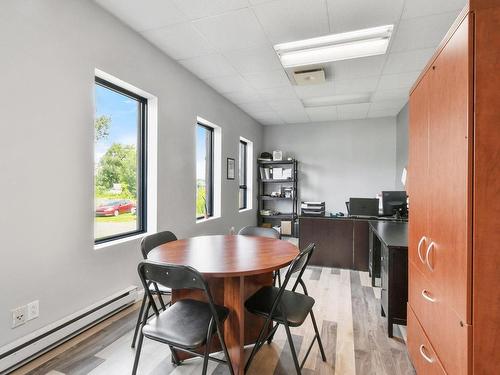 Reception area - 100-268 Boul. Pierre-Boursier, Châteauguay, QC 