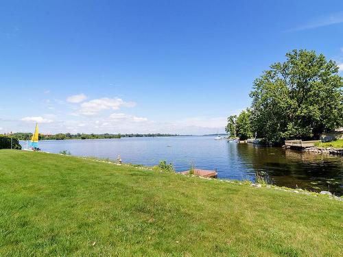 Bord de l'eau - 3-373 Boul. Perrot, L'Île-Perrot, QC 