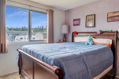 1280 Collison Road, Kelowna, BC - Indoor Photo Showing Bedroom