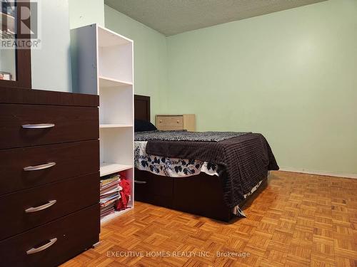 517 - 4673 Jane Street, Toronto W05, ON - Indoor Photo Showing Bedroom