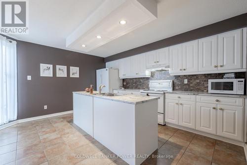 73 - 703 Windermere Road, London, ON - Indoor Photo Showing Kitchen