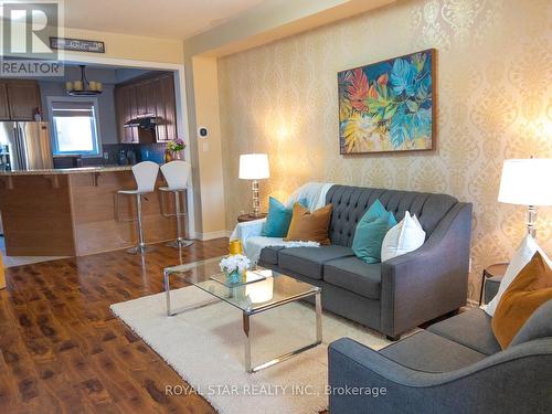 13 Fawson Cove Way, Brampton (Sandringham-Wellington), ON - Indoor Photo Showing Living Room