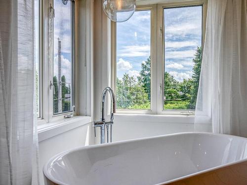 Ensuite bathroom - 116 Rue Perron, Saint-Basile-Le-Grand, QC - Indoor Photo Showing Bathroom