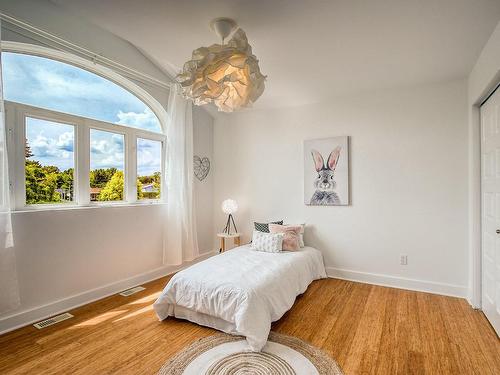 Bedroom - 116 Rue Perron, Saint-Basile-Le-Grand, QC - Indoor Photo Showing Bedroom