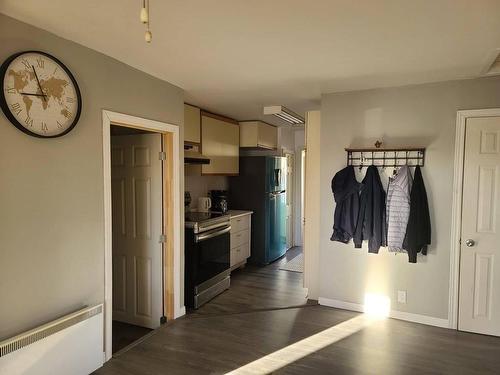 Vue d'ensemble - 92  - 94 16E Avenue E., Amos, QC - Indoor Photo Showing Kitchen