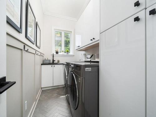 Laundry room - 4 Place Anne-Hébert, Notre-Dame-De-L'Île-Perrot, QC - Indoor Photo Showing Laundry Room