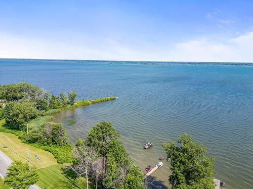 Ã proximitÃ© - 4 Place Anne-Hébert, Notre-Dame-De-L'Île-Perrot, QC - Outdoor With Body Of Water With View