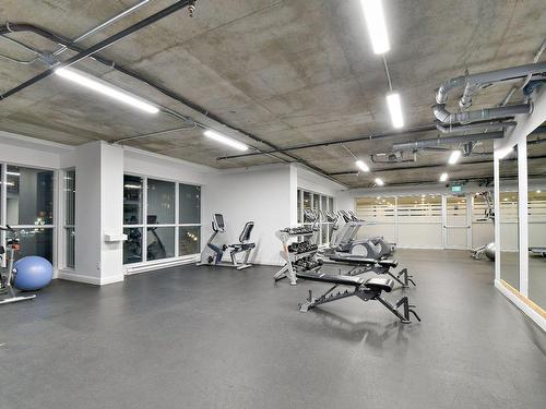 Exercise room - 809-8125 Boul. St-Laurent, Brossard, QC - Indoor Photo Showing Gym Room