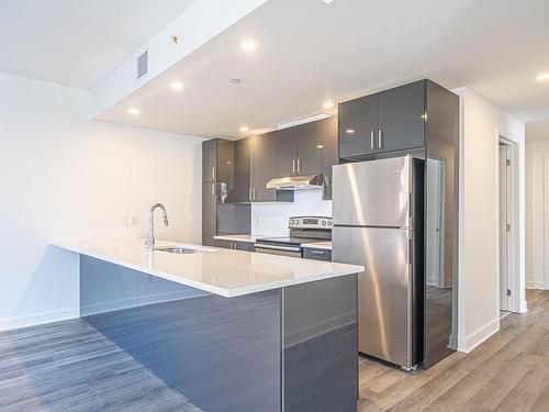 Kitchen - 809-8125 Boul. St-Laurent, Brossard, QC - Indoor Photo Showing Kitchen With Upgraded Kitchen