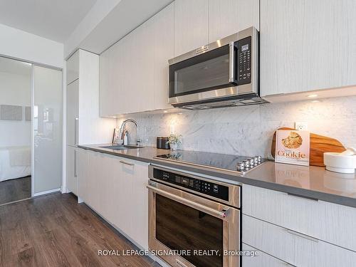 1205-38 Iannuzzi St, Toronto, ON - Indoor Photo Showing Kitchen With Upgraded Kitchen