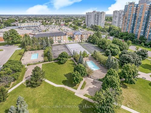 1604-330 Alton Towers Circ, Toronto, ON - Outdoor With View