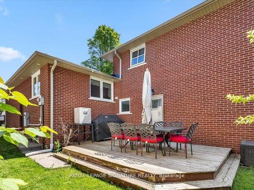 2046 Family Cres, Mississauga, ON - Outdoor With Deck Patio Veranda With Exterior