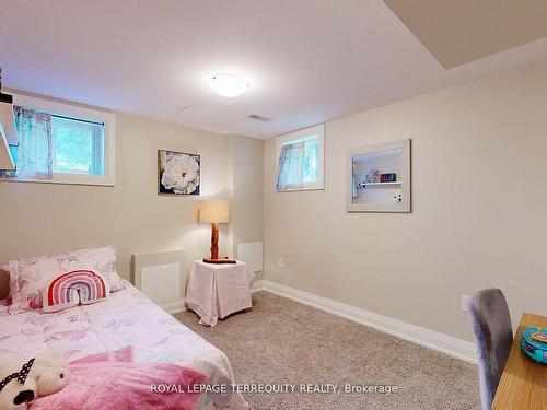 3970 Bloor St W, Toronto, ON - Indoor Photo Showing Bedroom