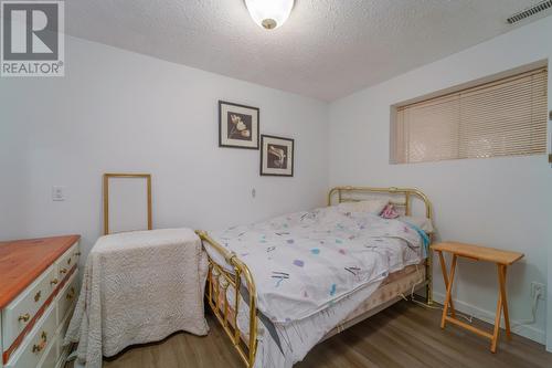 2539 Elston Drive, Kamloops, BC - Indoor Photo Showing Bedroom