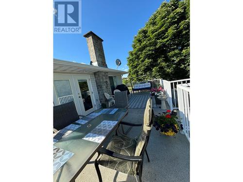 2539 Elston Drive, Kamloops, BC - Outdoor With Deck Patio Veranda