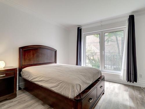 Chambre Ã  coucher principale - 3453 Rue Ste-Famille, Montréal (Le Plateau-Mont-Royal), QC - Indoor Photo Showing Bedroom