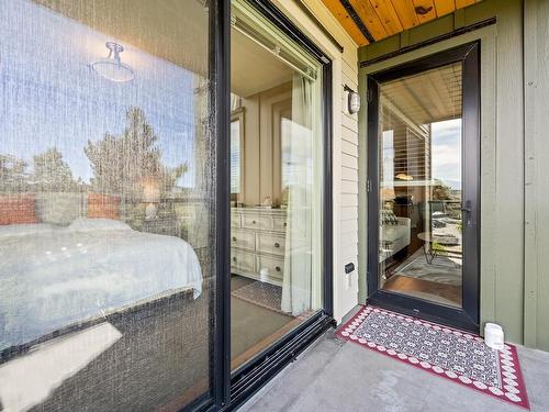 424-2300 Mansfield Dr, Courtenay, BC - Outdoor With Exterior