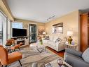 424-2300 Mansfield Dr, Courtenay, BC  - Indoor Photo Showing Living Room 