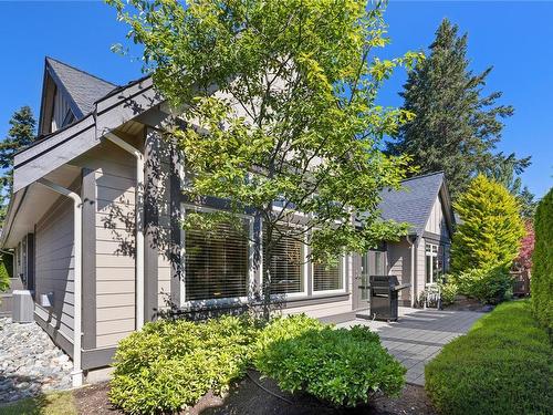 511 Eaglewood Crt, Qualicum Beach, BC 