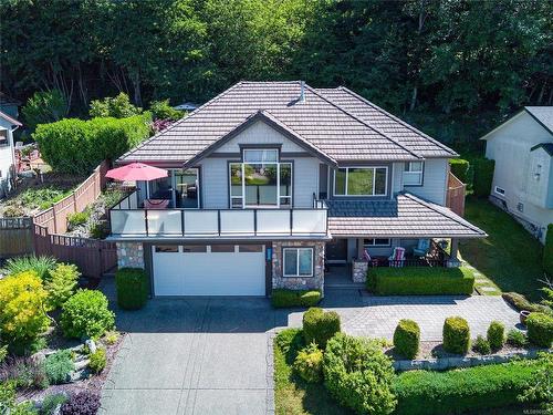 1270 Farquharson Dr, Courtenay, BC 