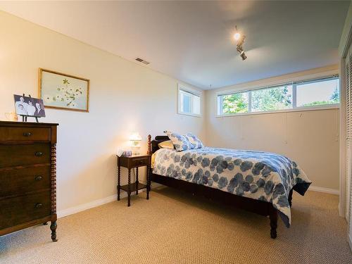 153 Sunningdale Rd East, Qualicum Beach, BC 