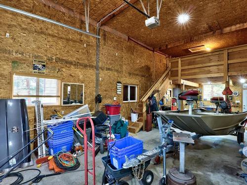 1761 Miller Rd, Merritt, BC - Indoor Photo Showing Garage