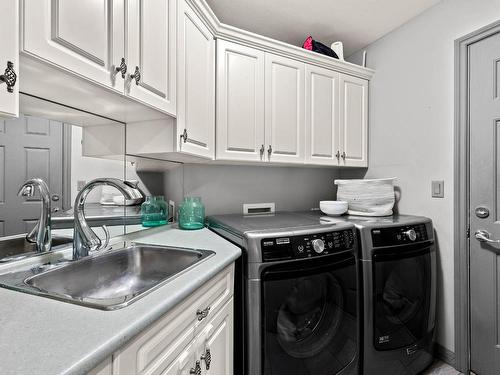 996 Arlington Crt, Kamloops, BC - Indoor Photo Showing Laundry Room