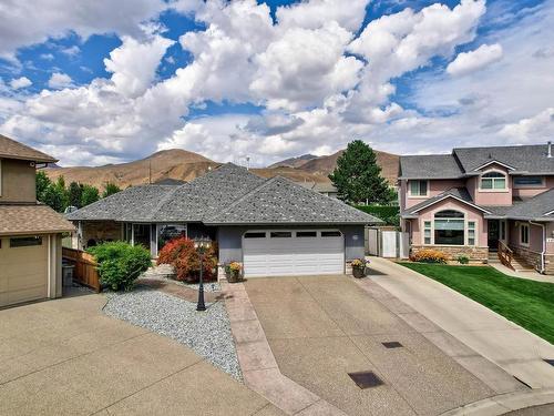 996 Arlington Crt, Kamloops, BC - Outdoor