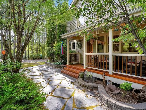 3737 Ridgemont Drive, Kamloops, BC - Outdoor With Deck Patio Veranda