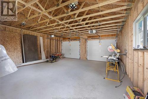 767 Argyle Road, Windsor, ON - Indoor Photo Showing Garage