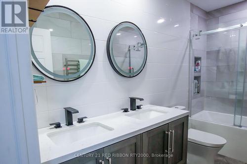 24642 Dodge Drive, Adelaide Metcalfe, ON - Indoor Photo Showing Bathroom