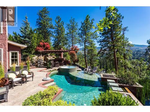 965 Westpoint Drive, Kelowna, BC - Outdoor With In Ground Pool