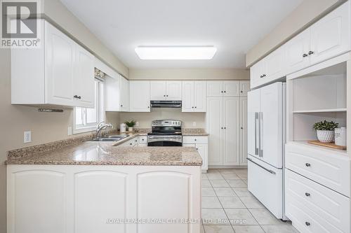 24 Beechlawn Boulevard, Guelph (Village), ON - Indoor Photo Showing Kitchen With Double Sink