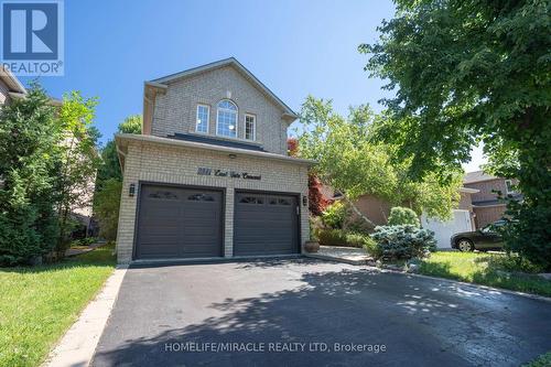 2381 East Gate Crescent, Oakville, ON - Outdoor