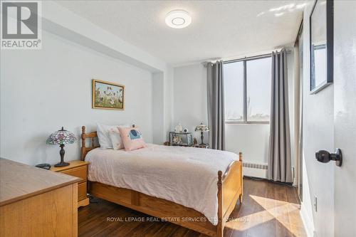 407 - 2556 Argyle Road, Mississauga, ON - Indoor Photo Showing Bedroom