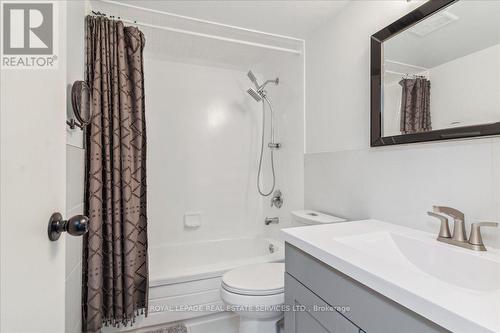 407 - 2556 Argyle Road, Mississauga, ON - Indoor Photo Showing Bathroom