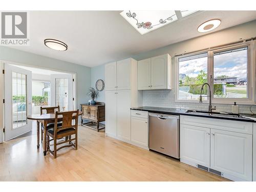 1122 Allison Place, West Kelowna, BC - Indoor Photo Showing Kitchen With Double Sink