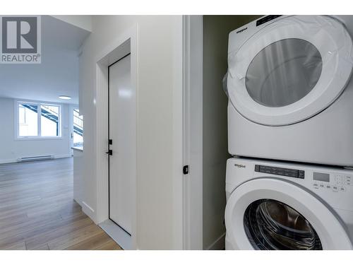 899 Loseth Drive Lot# 8, Kelowna, BC - Indoor Photo Showing Laundry Room