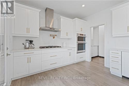 24 Sparkle Drive, Thorold, ON - Indoor Photo Showing Kitchen